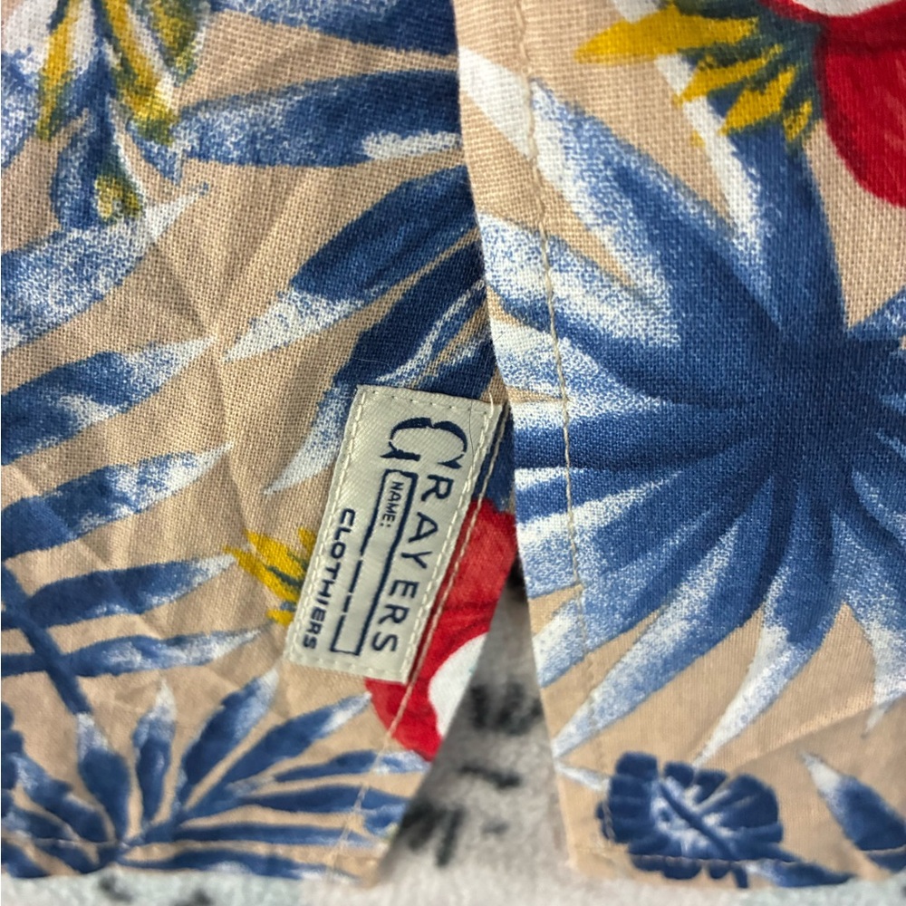 Grayers Beige Button-Down Tropical Print Short Sl… - image 6